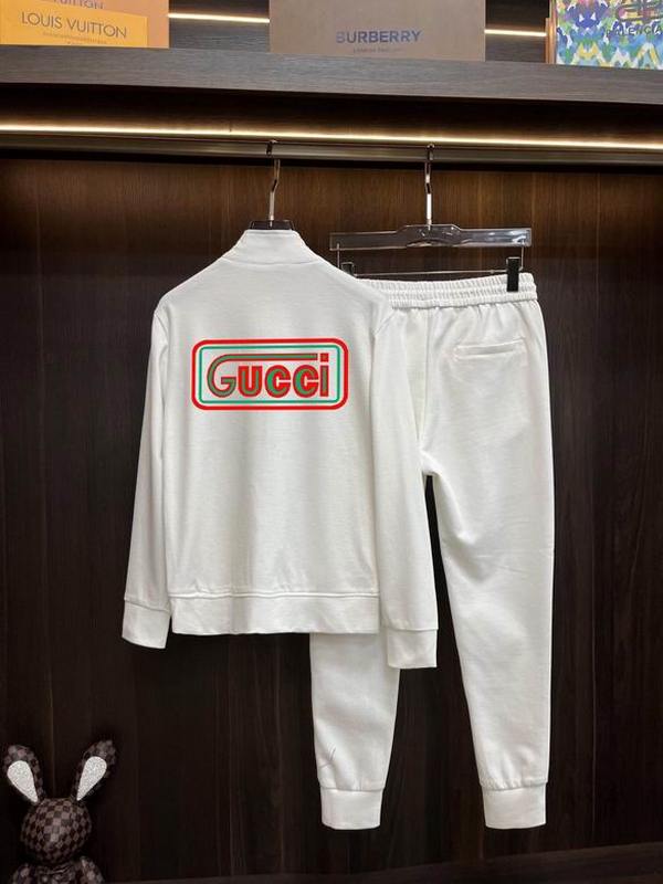 Gucci Men's Suits 214